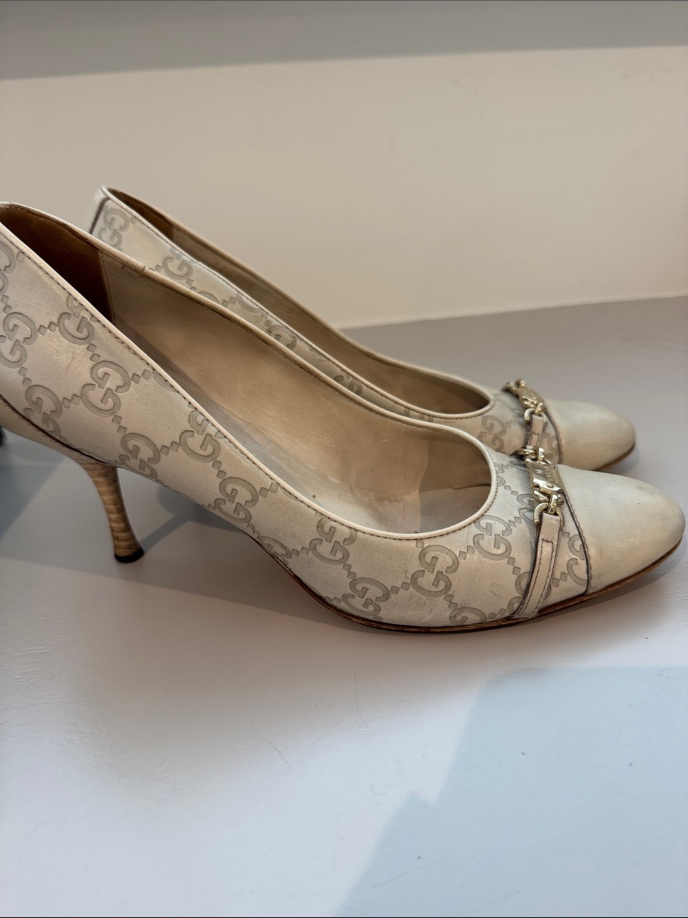 Gucci Cream Monogram Horsebit Mid Heel Pumps